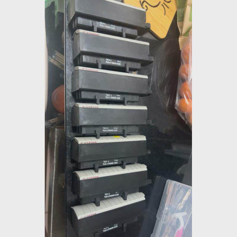 议价1756-TBCH。，全新的��机。没有上过机，没有接过线的。