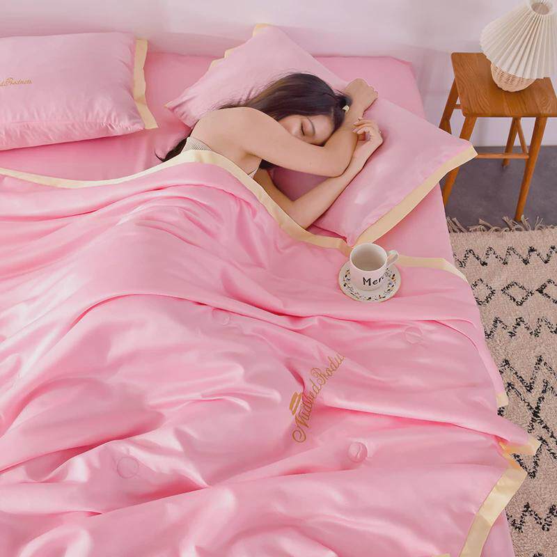 冰丝夏被四件套红色双人薄款单夏被婚庆薄被子结婚房空调被四新品