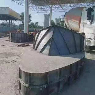 高速公路安全岛预制收费岛模具岛模具岛尾钢模具模板高速收费站头