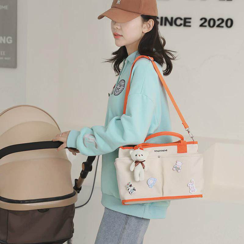 母婴包外出妈妈宝妈出门便携轻便包包妈咪婴儿宝宝收纳手娃带新款