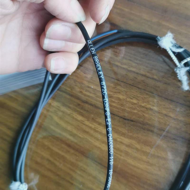 议价(请询价)全新AB罗克韦尔接近开关872C-D3NP8-E2,无