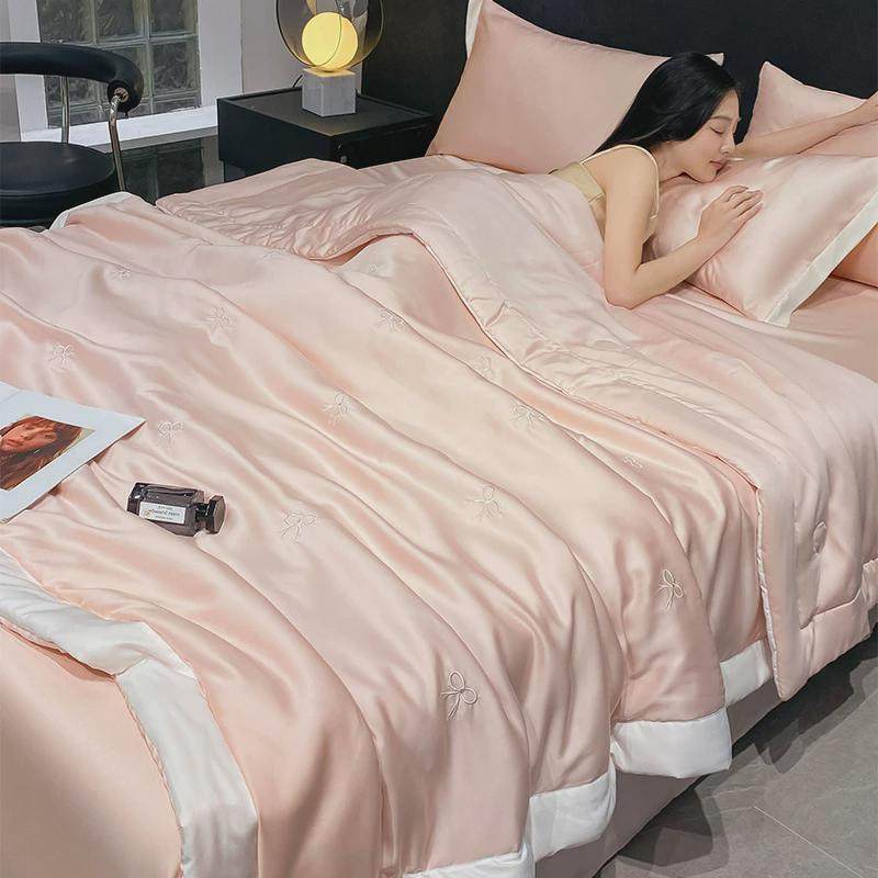 轻奢夏季可机水洗冰丝夏凉被四件套学生宿舍夏被单人空调被薄被子