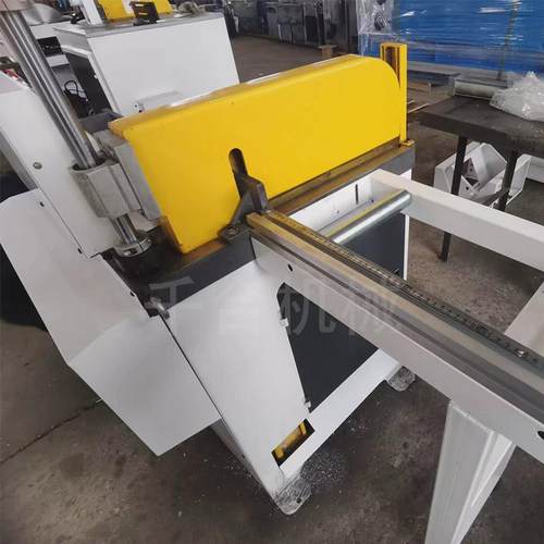 厂家直供小型切铝机适合多根细铝材铝管铜材铜管切割机现货