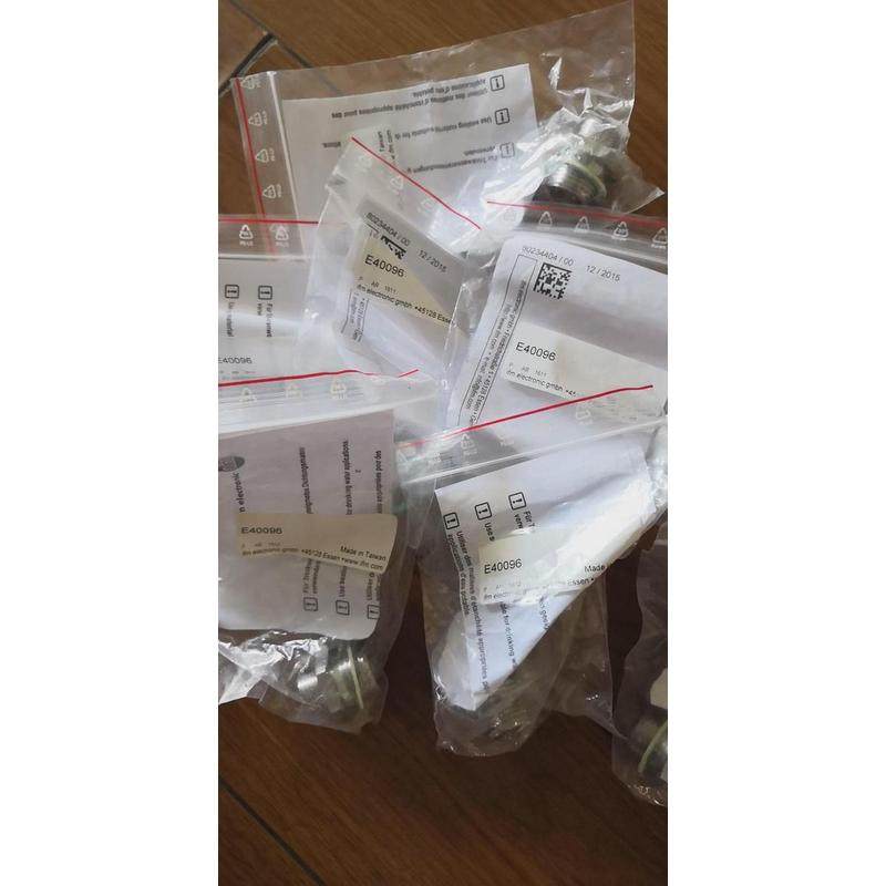 IFM易福门全新原装E40096 E40098 E40098 E40124 E40099 E40104