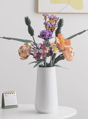 白色竖条纹陶瓷花瓶简约现代小口插花水培鲜花器餐桌客厅摆件高级