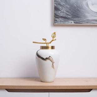 新中式手绘陶瓷花瓶带盖子铜器软装饰工艺品酒店摆设插干花器陶罐