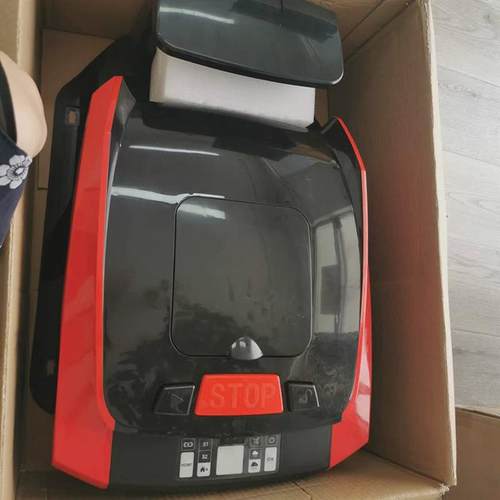 家庭草地修草设备操作障自动避简单草坪剪草机智能割草机器人