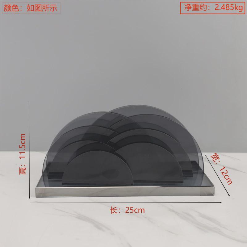 现代简约几何堆积水晶球小金人物雕塑摆件客厅卧室家居装饰品玄关