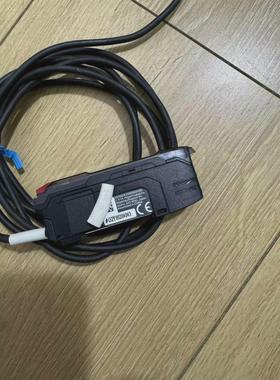 议价KEYENCE基恩士光纤放大器FSN41N，就一个，线长2米