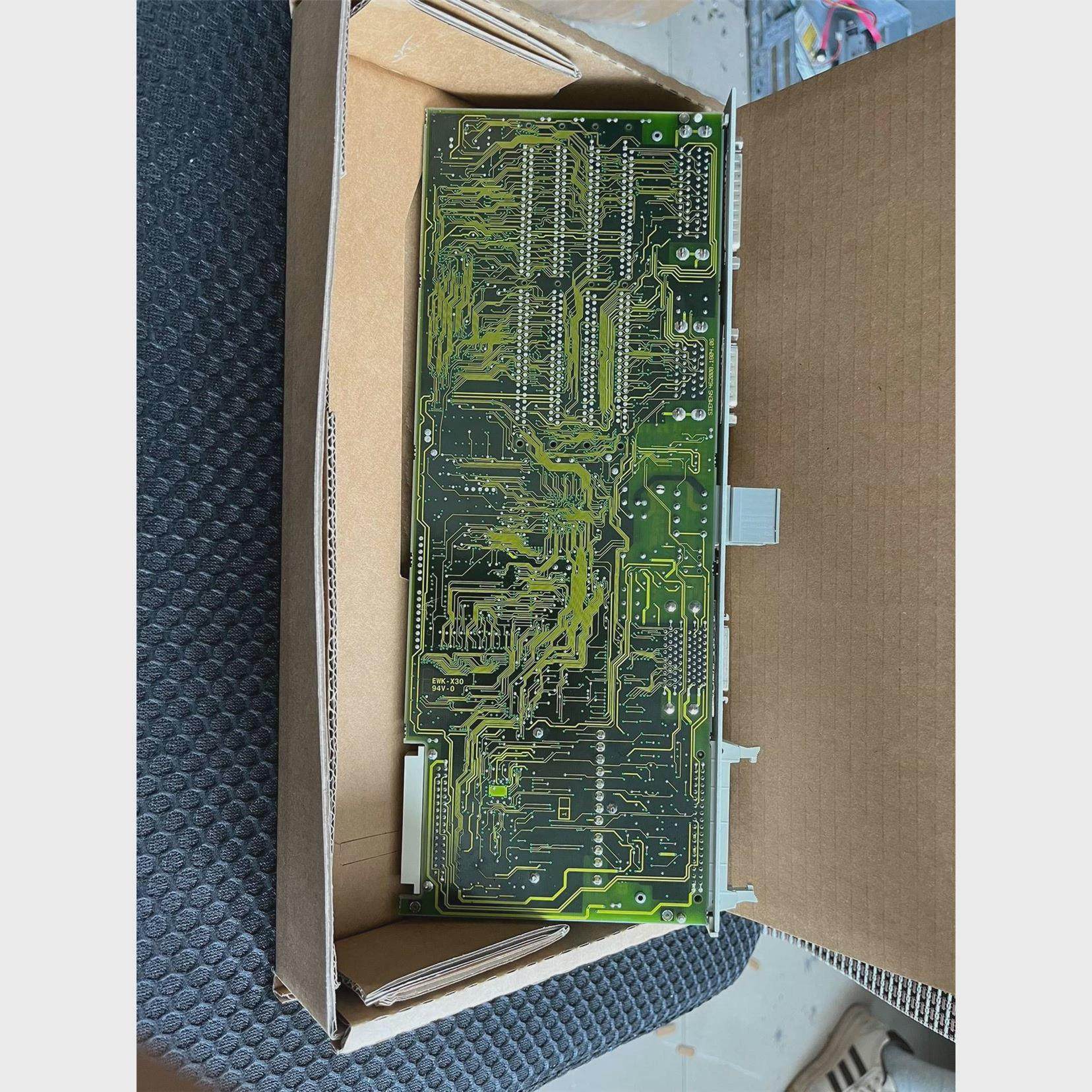 议价6SN1118-0DM13-0AA1/0AA0，西门子轴卡