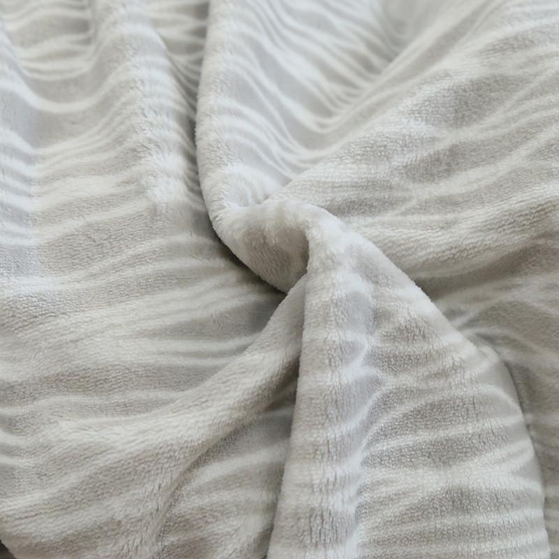 定制法兰绒毛毯加厚办公室午睡毯空调毯居家单人沙发印花盖毯毛毯