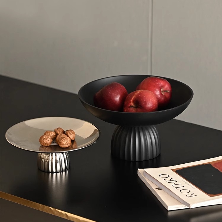 简约黑色高脚水果盘树脂摆饰托 托盘创意家用客厅茶几板房收纳托