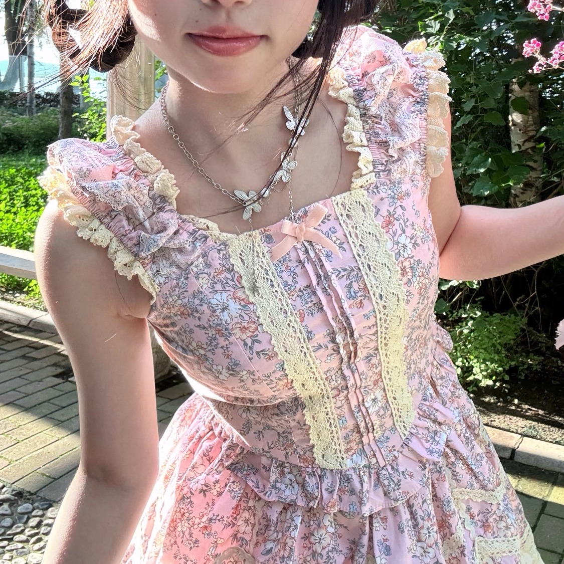 lolita碎花无袖娃娃上衣