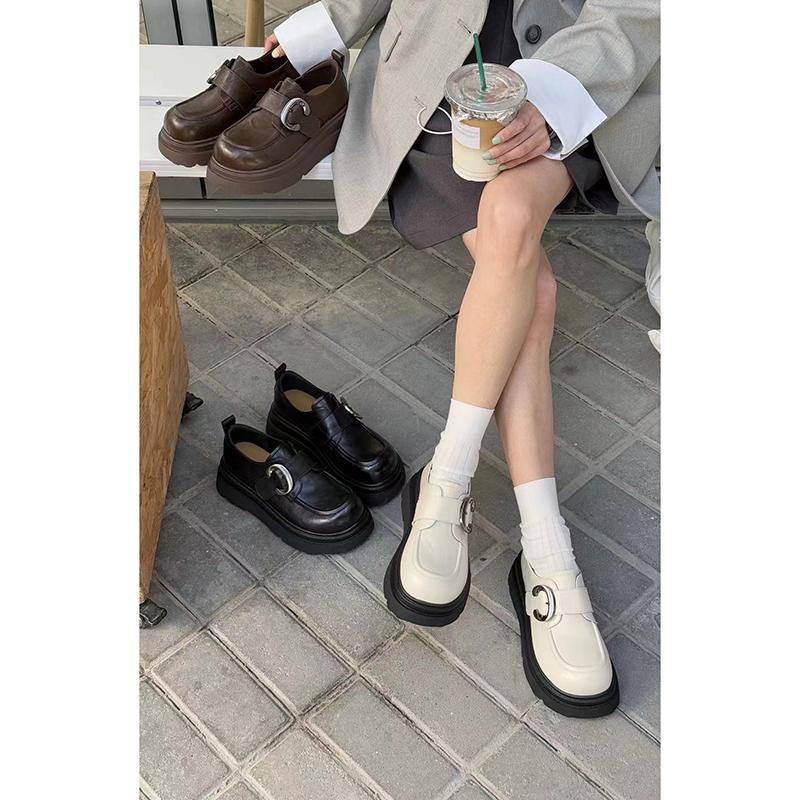 真皮厚底白色单鞋2025春款复古