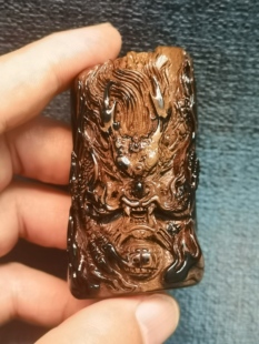 编号C878 海柳手把件 长67宽35厚度30 58.9克 纯手工雕刻