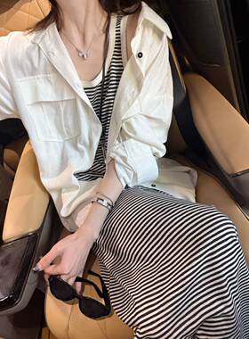 懒人宣言！天丝黑白条纹吊带连衣裙 微宽松大U领无袖长裙女