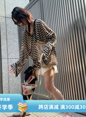 天丝麻～慵懒风条纹大领口喇叭袖薄款防晒t恤女宽松空调罩衫上衣