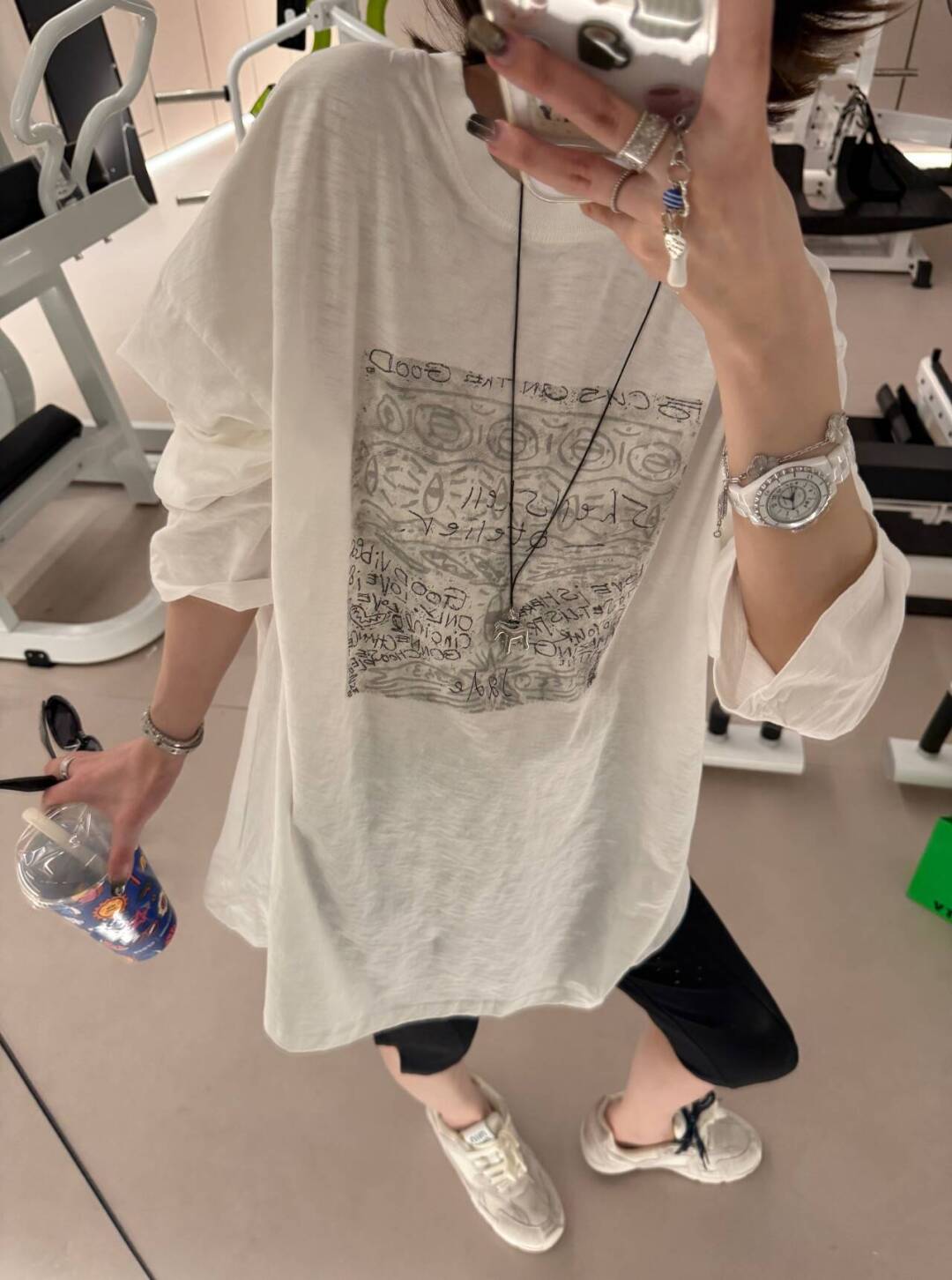 【手绘涂鸦Tee】100棉肌理感水洗棉 长袖圆领宽松大T恤上衣女图片