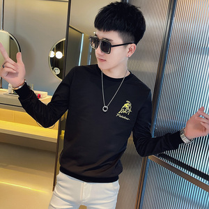 WY72 秋装社会精神小伙修身卫衣男套头衫 黑图片