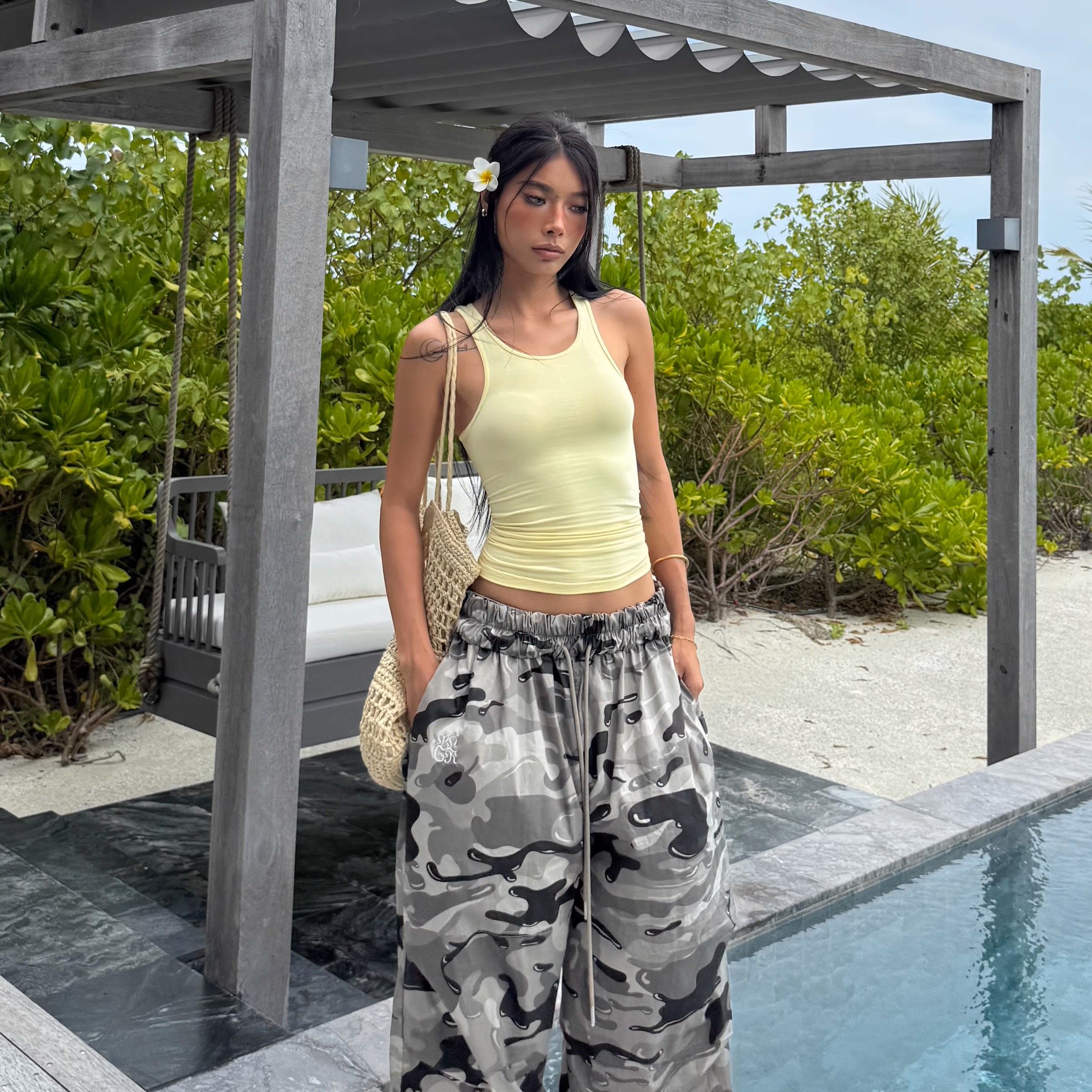 BLINGGIRLS纯欲风辣妹性感吊带