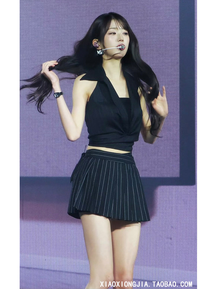 ZHANG YUANYINGS SAME BLACK HALTERNECK VEST SLEEVELESS TOP STRIPED HIGH-WAISTED SKIRT SHORT SKIRT HOT GIRL SUIT FEMALE SUMMER