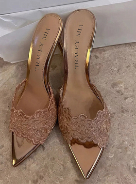 2025年夏新款一字带高跟鞋女细跟香槟金刺绣半拖鞋尖头凉鞋女凉拖