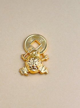 咬钱金蟾摆件聚福合金材质电镀金色饰品配件招财进宝装饰品小挂件