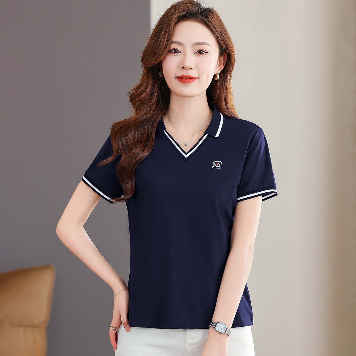 V领短袖T恤2026年夏季新款撞色条纹小衫修身显瘦休闲正肩女装上衣