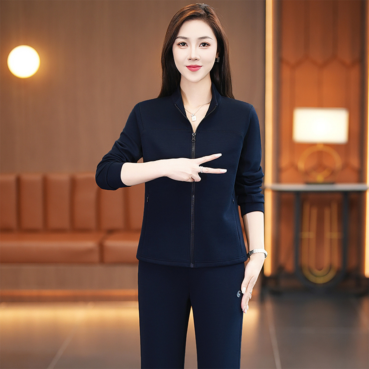 时髦洋气立领开衫两件套