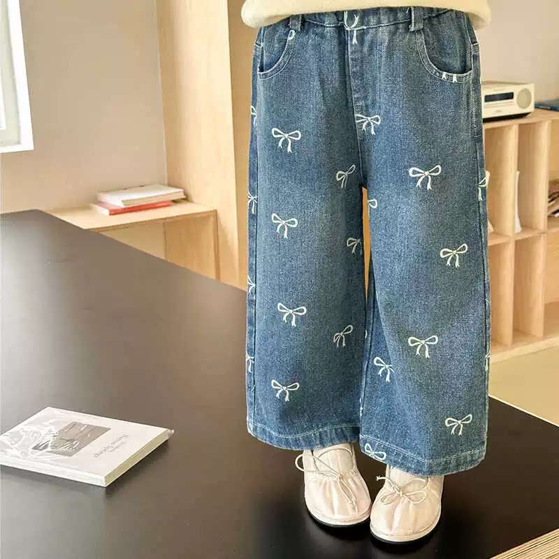 女童牛仔裤2025新款春秋儿童韩版洋气时髦裤子宝宝休闲直筒长裤潮