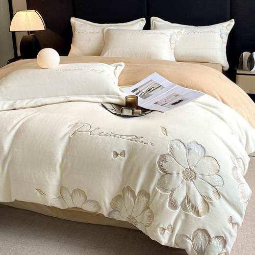 A类冬季轻奢刺绣牛奶绒四件套