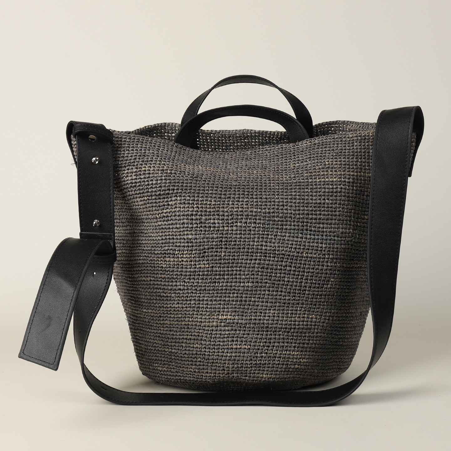 都市简约时尚休闲水桶包大容量日常通勤百搭黑灰色拉菲草托特包,箱包皮具/热销女包/男包,水桶包,淘宝优惠券,粉丝福利购,淘宝优惠卷