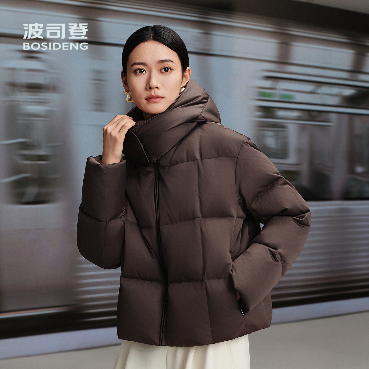 羽绒服女经典商务轻简时尚连帽