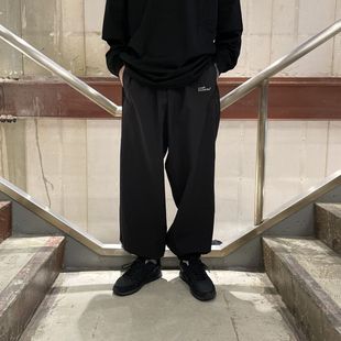 LIGHT 24SS TRAINING PANTS WIDE 尼龍刺繡運(yùn)動(dòng)長(zhǎng)褲 COOTIE CLOTH