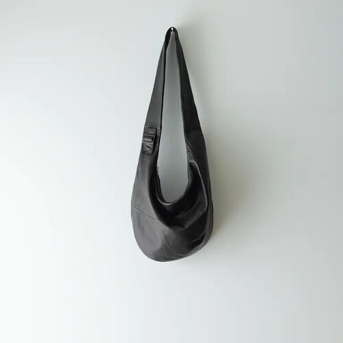 ssstein Leather Twist Shoulder Bag 26AW 山羊皮扭曲单肩斜挎包