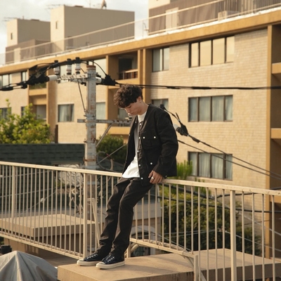 nonnative蜡染五袋小脚牛仔裤