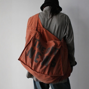 BOWWOW THE DITC NEWSPAPER BAG AGED25AW复古做旧污渍报童斜挎包