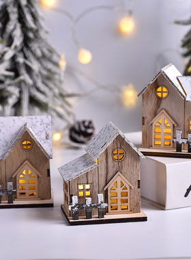 发光小木屋木质房子木头迷你别墅模型桌面摆件创意小夜灯卧室装饰