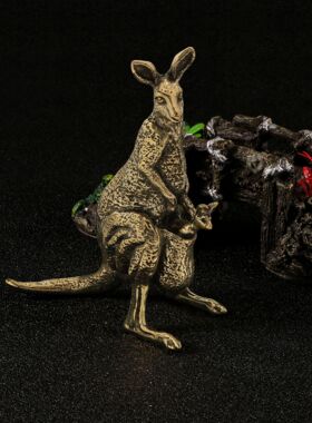 仿古董古玩袋鼠妈妈与孩子黄铜摆件家居茶宠母爱亲情装饰摆设展览