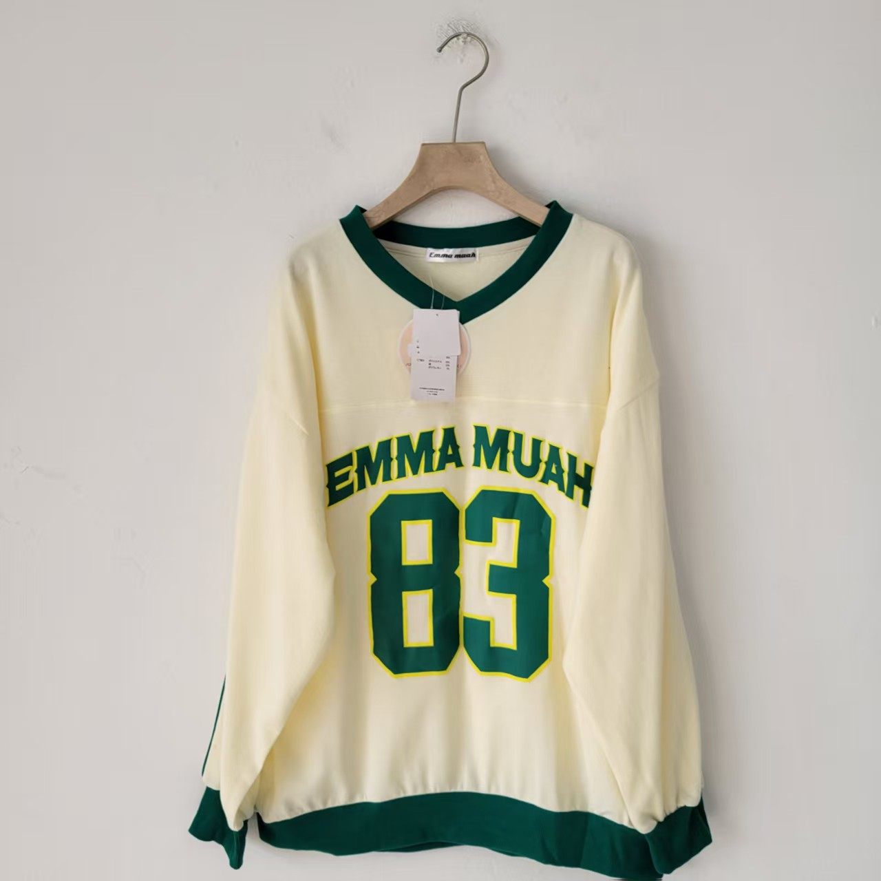 日单春秋季美式复古风V领数字印花长袖卫衣女宽松套头上衣学院风