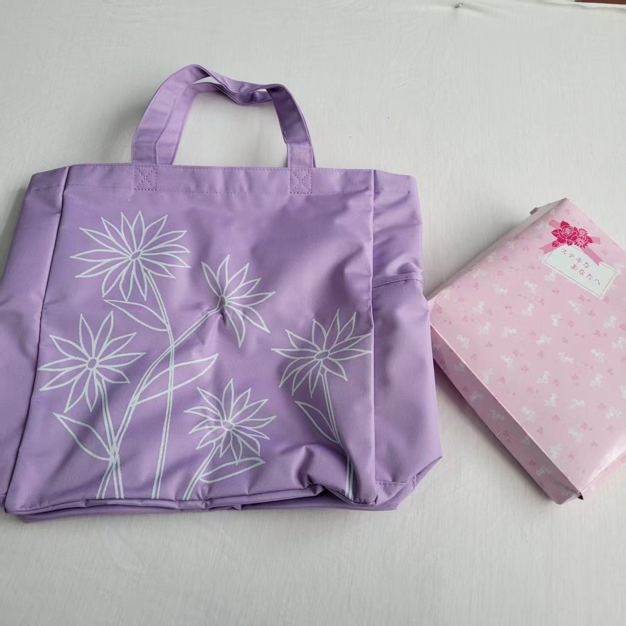 日单紫色花朵印花托特包女通勤手提包单肩包宽松大容量,女装/女士精品,汉服上装,淘宝优惠券,粉丝福利购,淘宝优惠卷