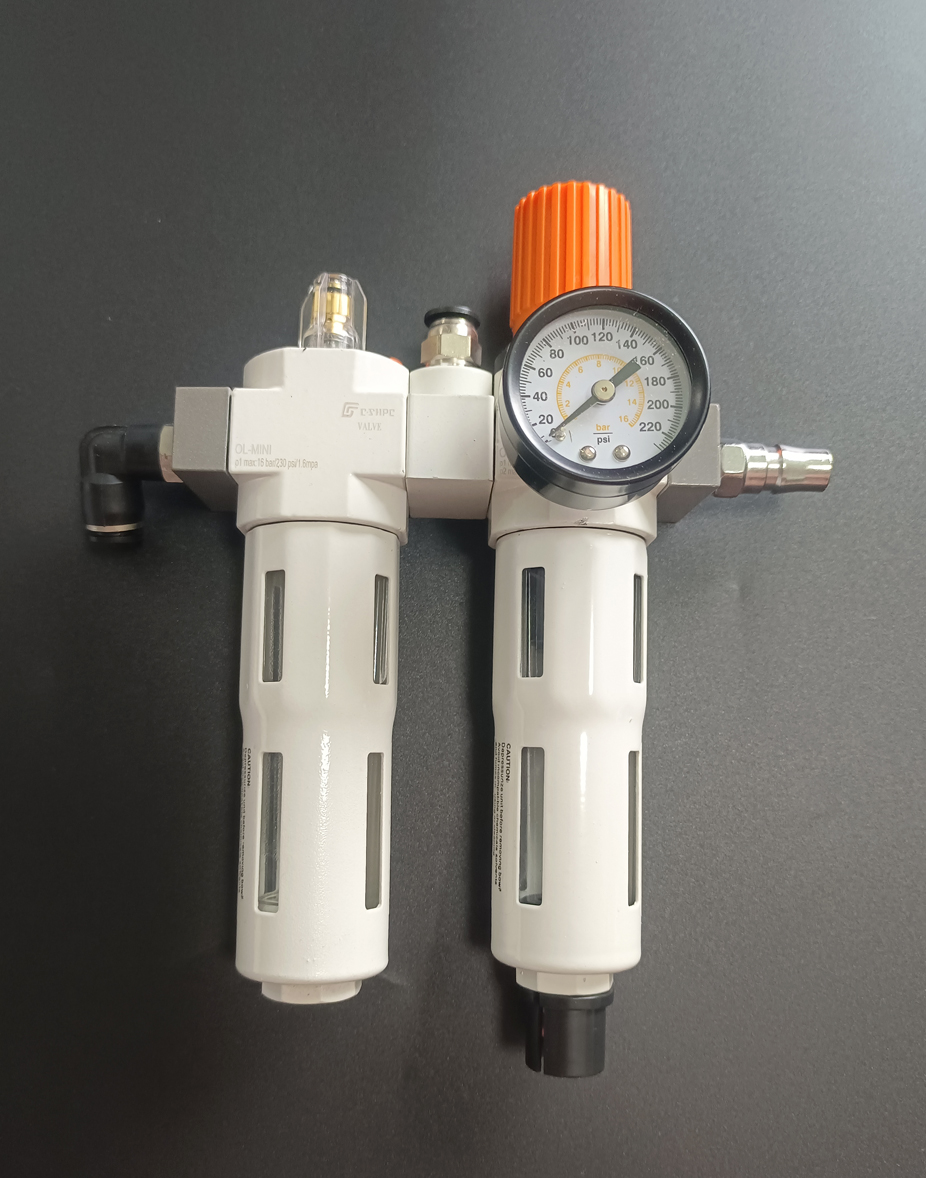 扒胎机拆装机油水分离器分气阀