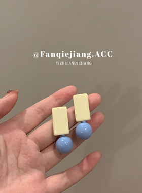 一只番茄酱法式独特白色几何耳环耳钉女小众设计感高级冷性风