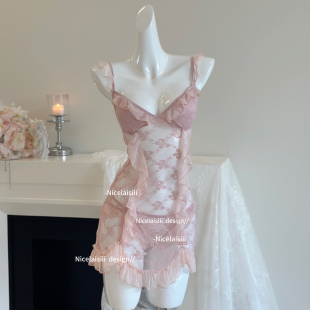Nicelaisiii柔柔蕾丝 性感睡衣 甜美纯欲风约会吊带睡裙带胸垫法式