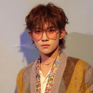 易烊千玺同款 眼镜金属方框牛油果绿粉色墨镜女大脸显脸小太阳镜男