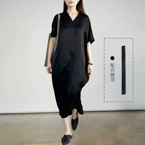 陈小满纯色桑蚕丝宽松茧型连衣裙