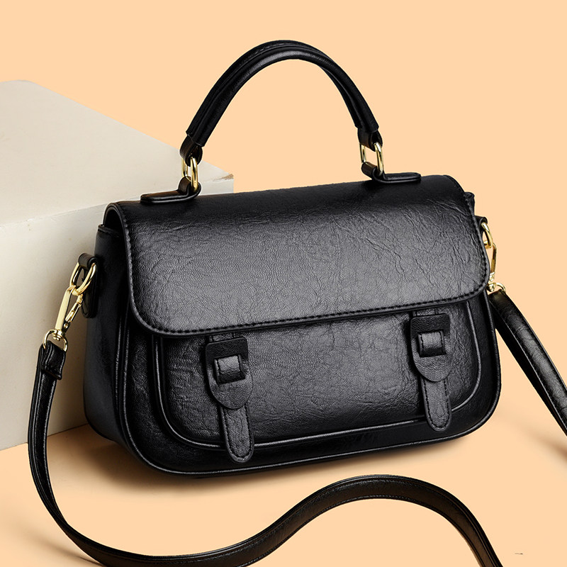 真皮质感斜挎包女2026新款包包高级感手提小方包通勤大容量单肩包