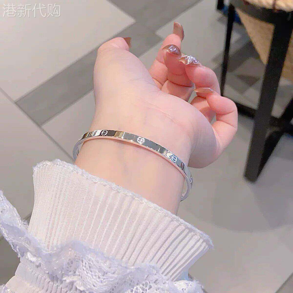 官方正品LOVE一字银手镯光面实心足银9999素圈手饰送女友妈妈礼物