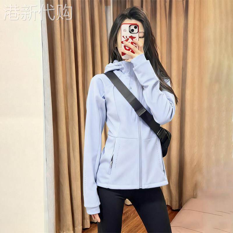 潮牌户外三合一冲锋衣女2025新款秋冬季修身软壳外套收腰加绒上衣