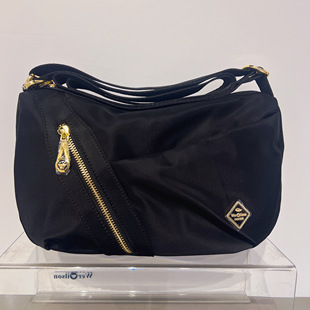 威尔逊女包2025新款时尚休闲女士单肩斜挎女包包轻帆布包新月包